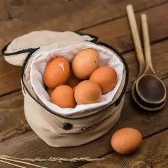 Eggs, tray of 30