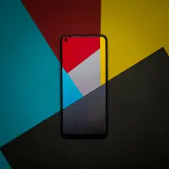 Smartphone compact 6,1 pouces