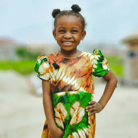 Robe fillette manches ballon