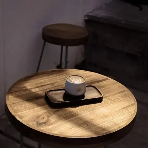 Mesa de apoio redonda